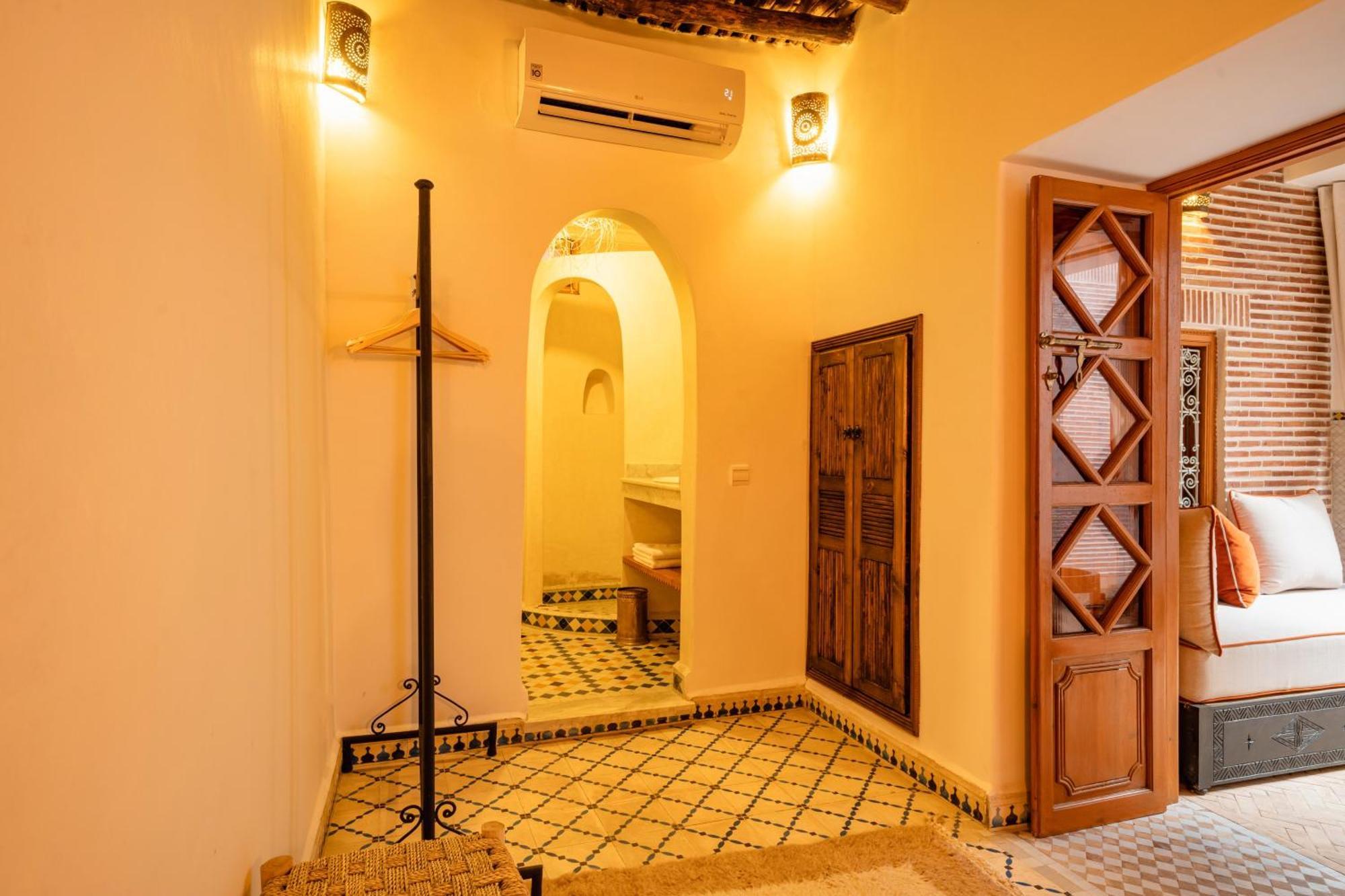 Riad The D'Orient - Piscine Privee - Petit Dejeuner Marraquexe Exterior foto